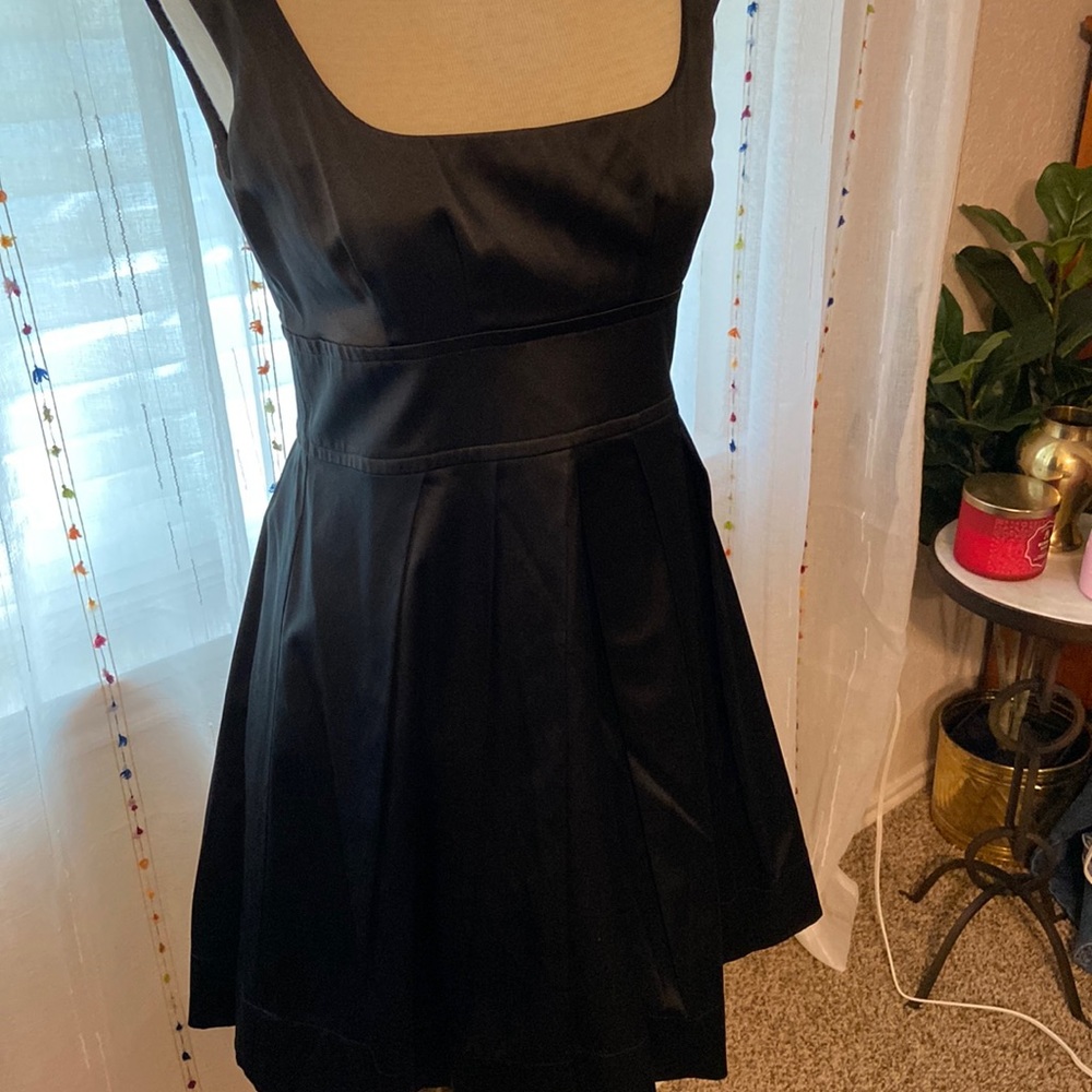 Like New Arden B LBD